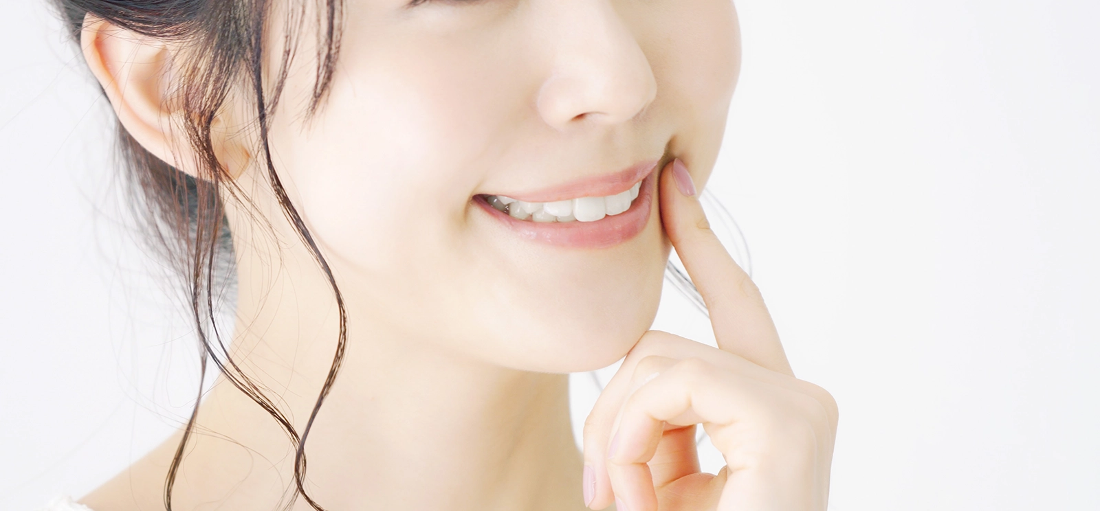 大人になっても気になる歯並びは治せる?